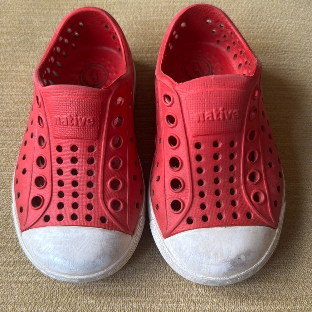 Natives size 5